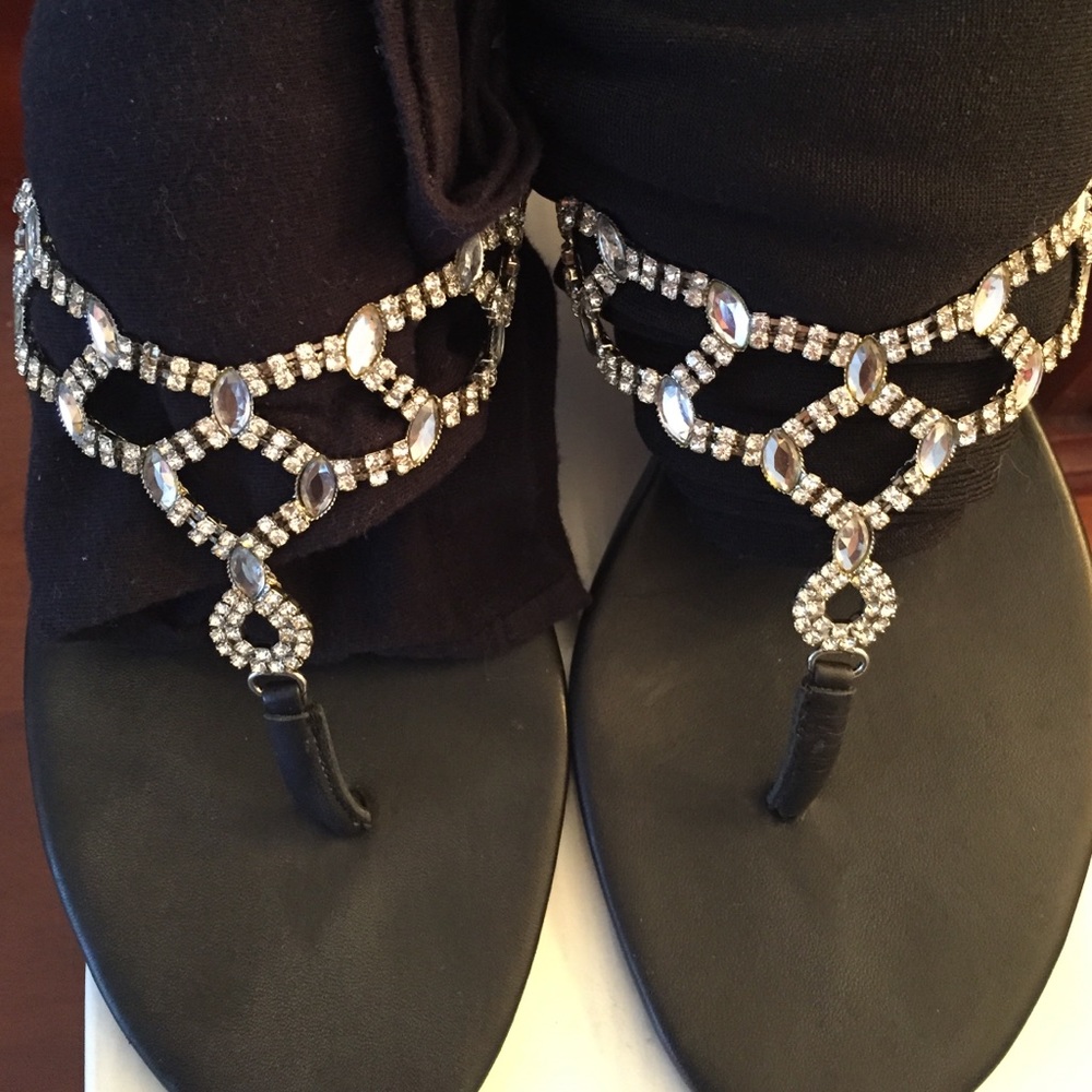 WHBM Vintage Elegant Rhinestone Like Kitten Heel Sandal 10